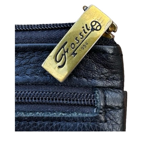 FOSSIL Vintage Black Leather Coin Purse 4.5”x 3” Small Wallet - Picture 3 of 6